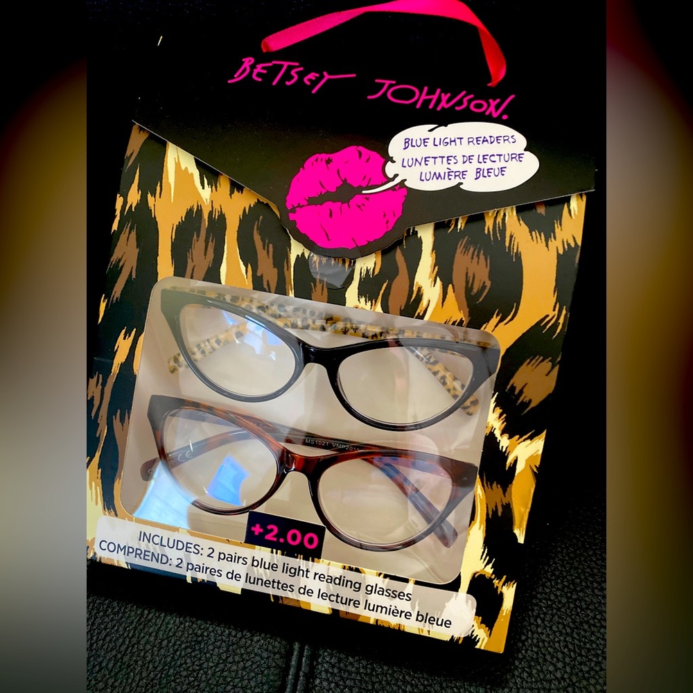 Betsy Johnson readers